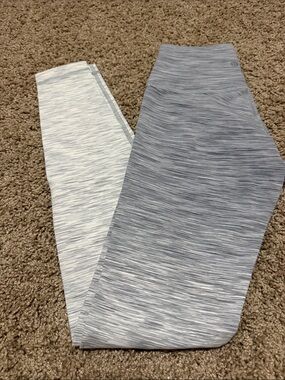 lululemon athletica Gray & White Space-Dyed Leggings